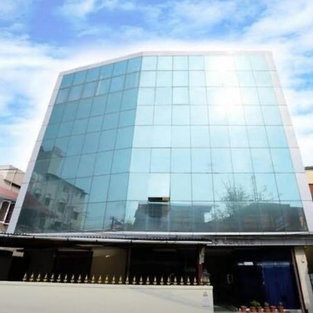 Hotel Gamas Inn 트리반드룸 외부 사진