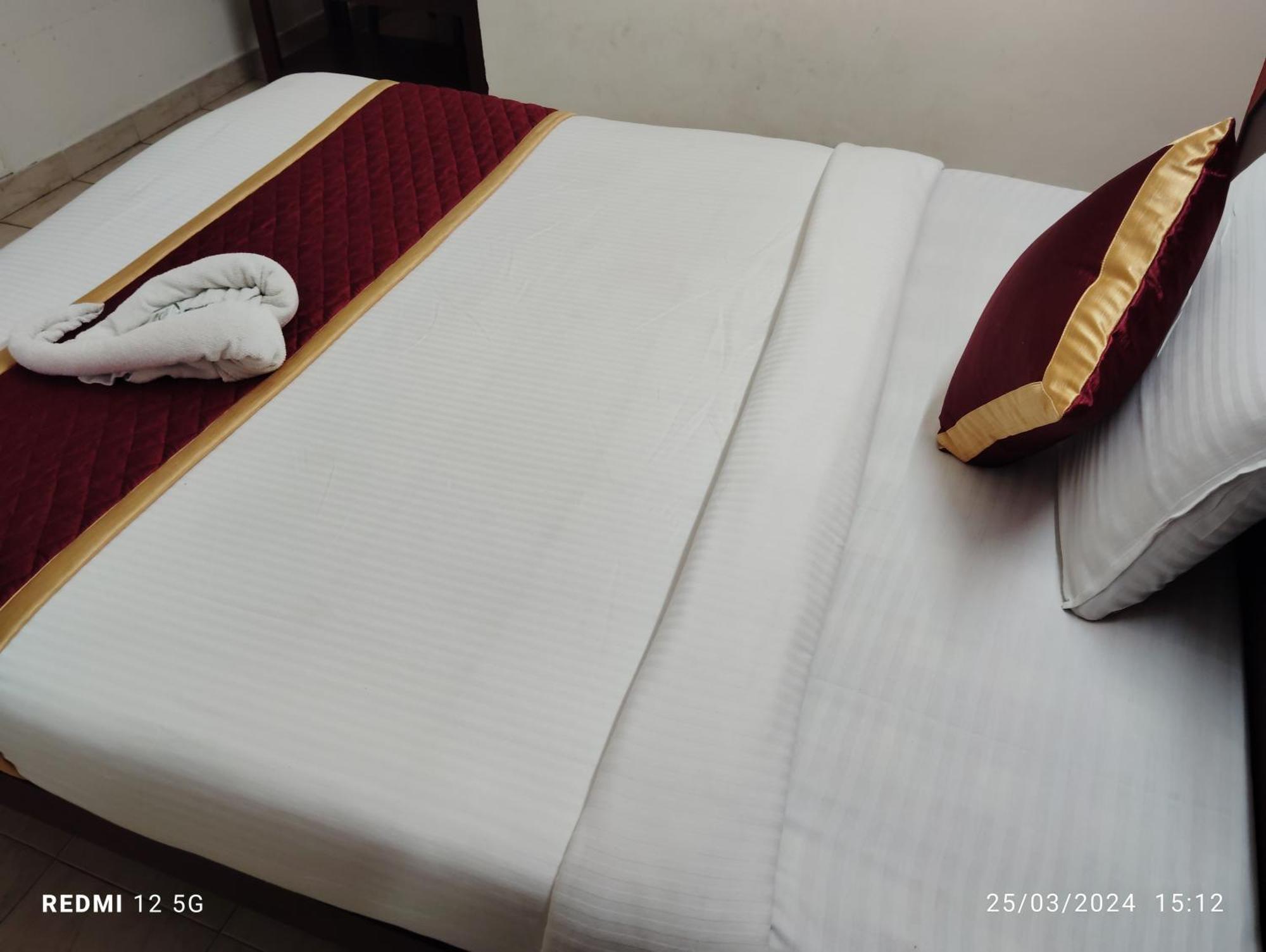 Hotel Gamas Inn 트리반드룸 외부 사진