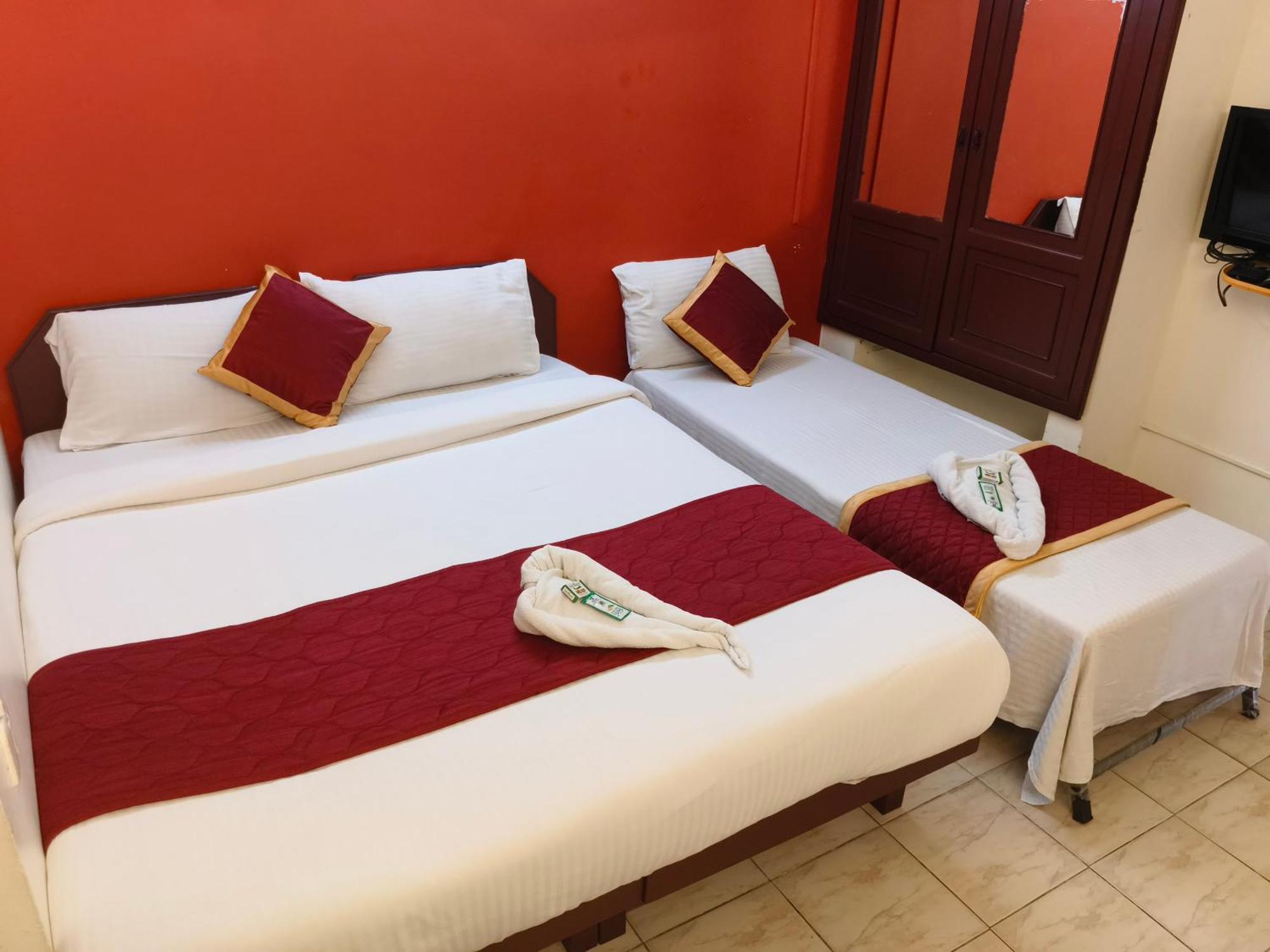 Hotel Gamas Inn 트리반드룸 외부 사진